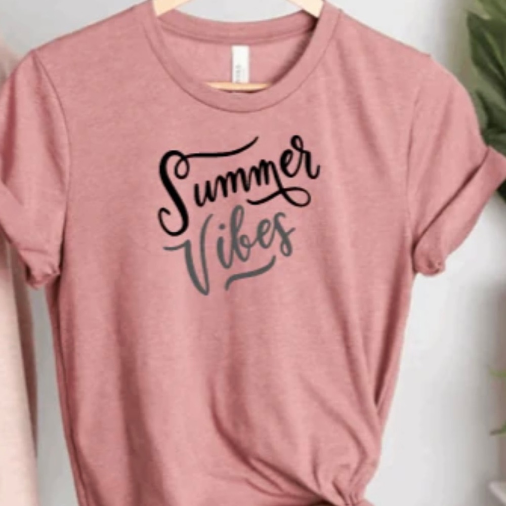 Summer Vibes Tee